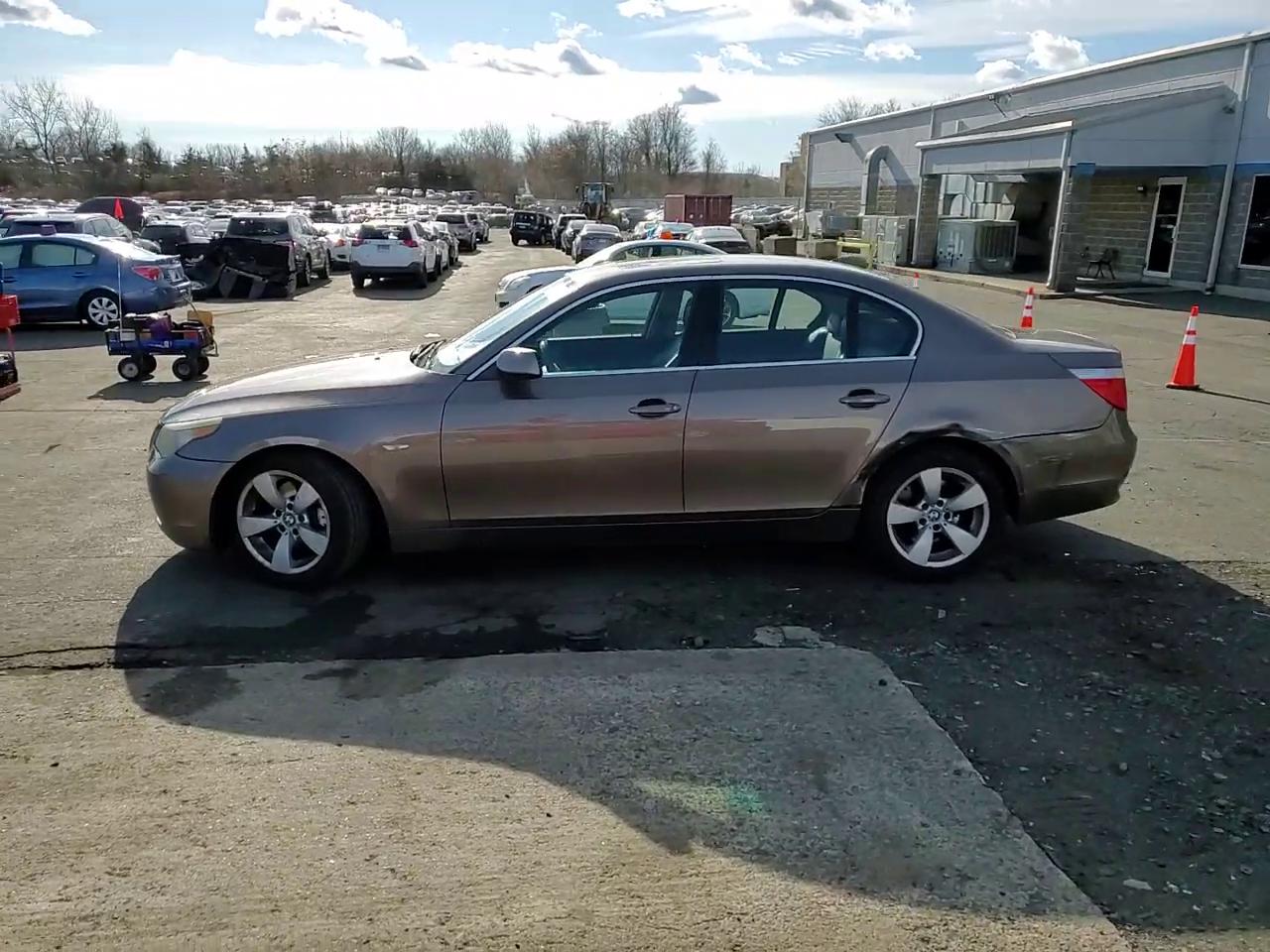 Фото: WBANA73534B065449