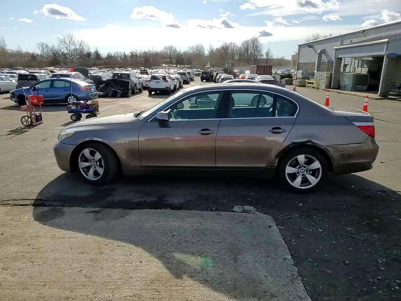 Фото: WBANA73534B065449