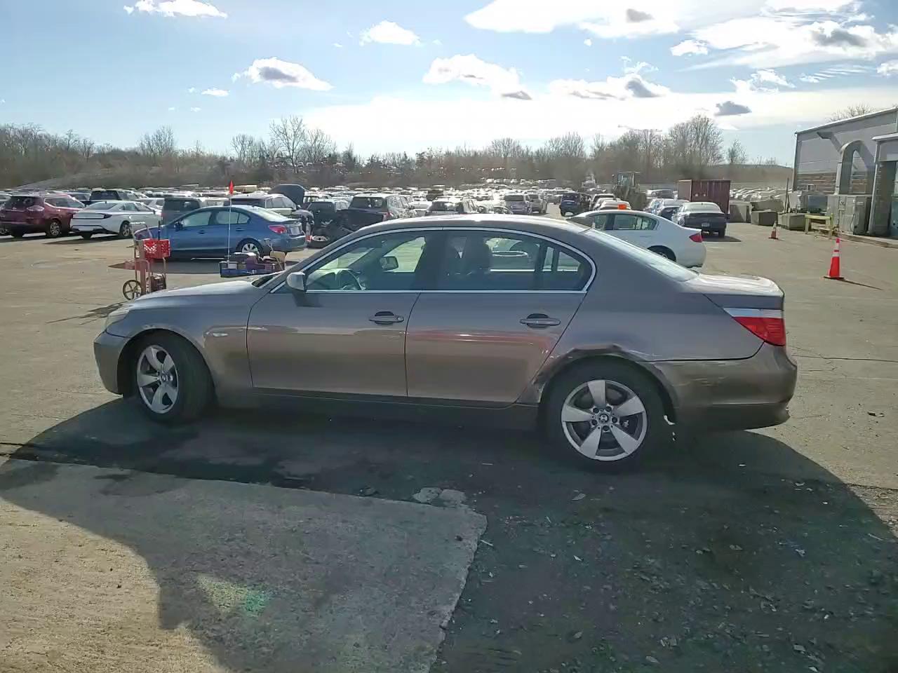 Фото: WBANA73534B065449