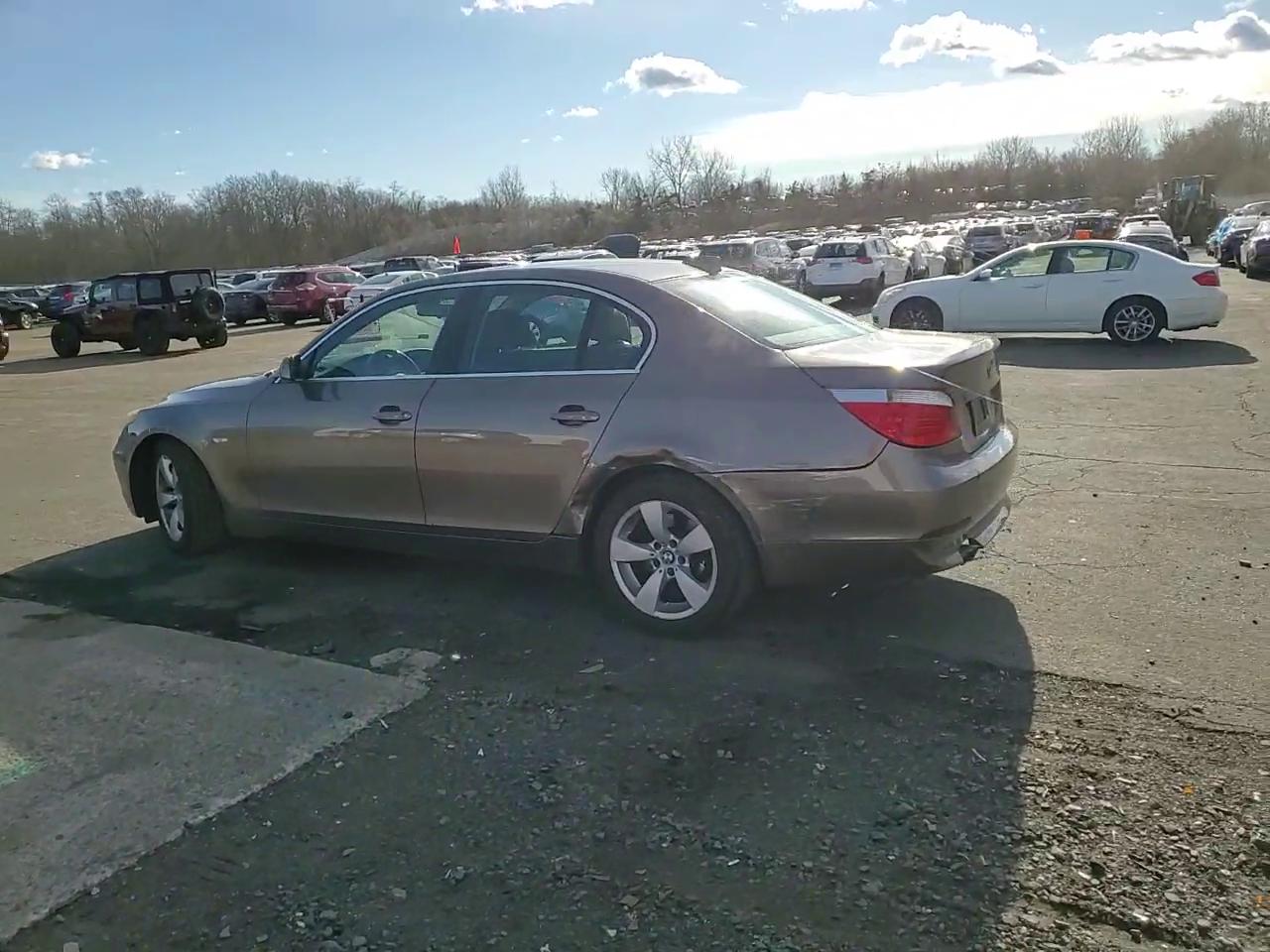 Фото: WBANA73534B065449