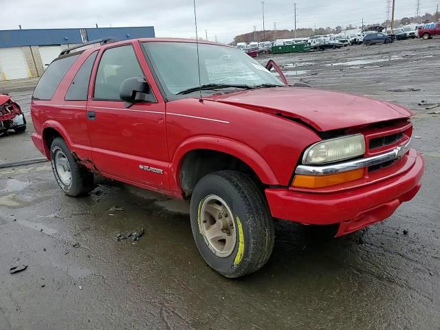 2003 Chevrolet Blazer VIN: 1GNCS18X13K136622 Lot: 91691725
