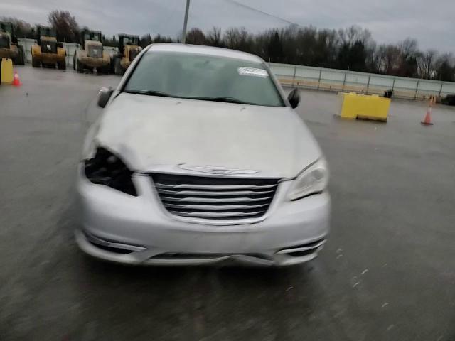 2011 Chrysler 200 Touring VIN: 1C3BC1FG1BN553082 Lot: 94268745