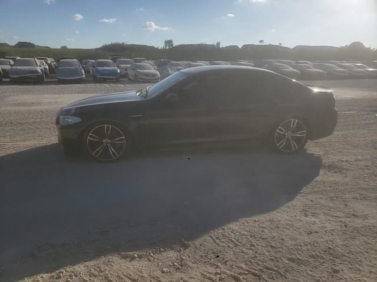 Фото: WBSFV9C59DD096399