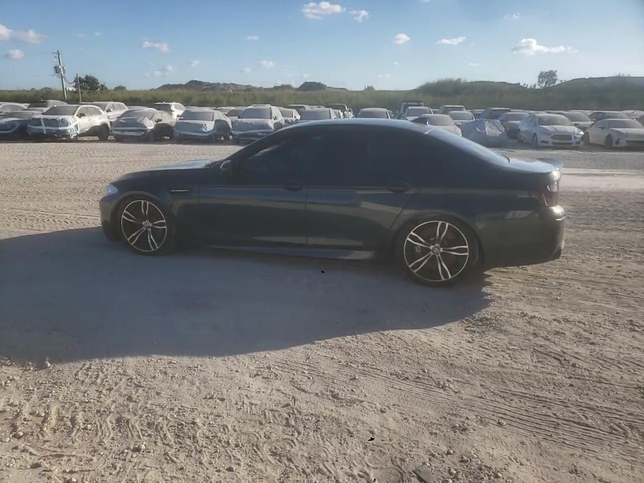 Фото: WBSFV9C59DD096399