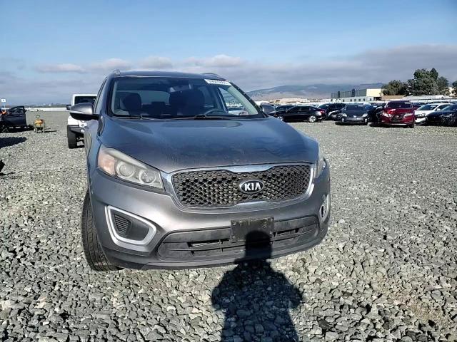 2018 Kia Sorento Lx VIN: 5XYPGDA5XJG338593 Lot: 94665865