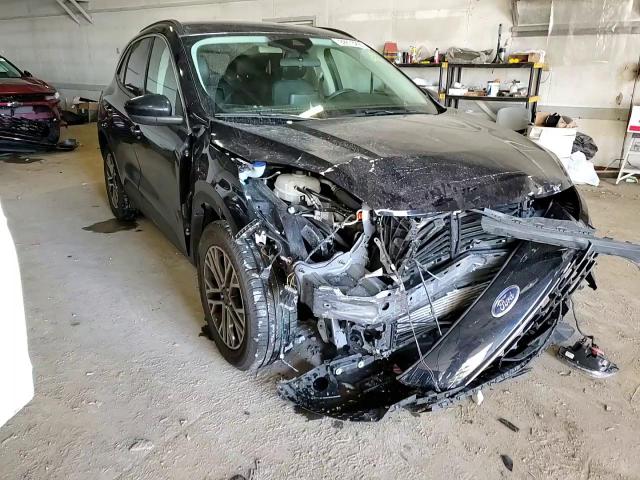 2021 Ford Escape Sel VIN: 1FMCU9H63MUB17046 Lot: 92873295