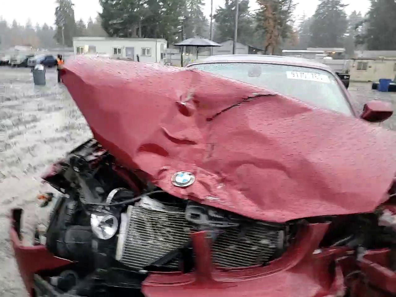 Фото: WBAUL7C53CVM83626