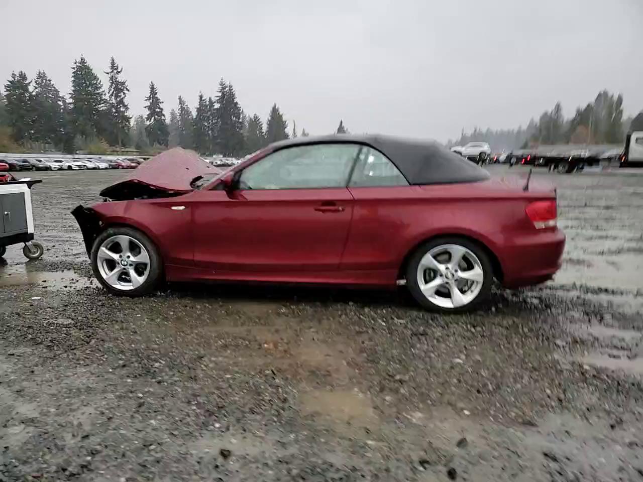 Фото: WBAUL7C53CVM83626