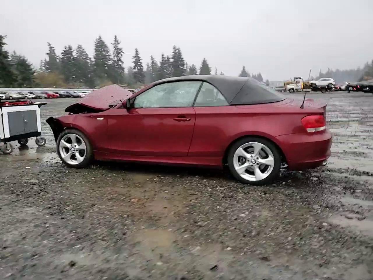 Фото: WBAUL7C53CVM83626