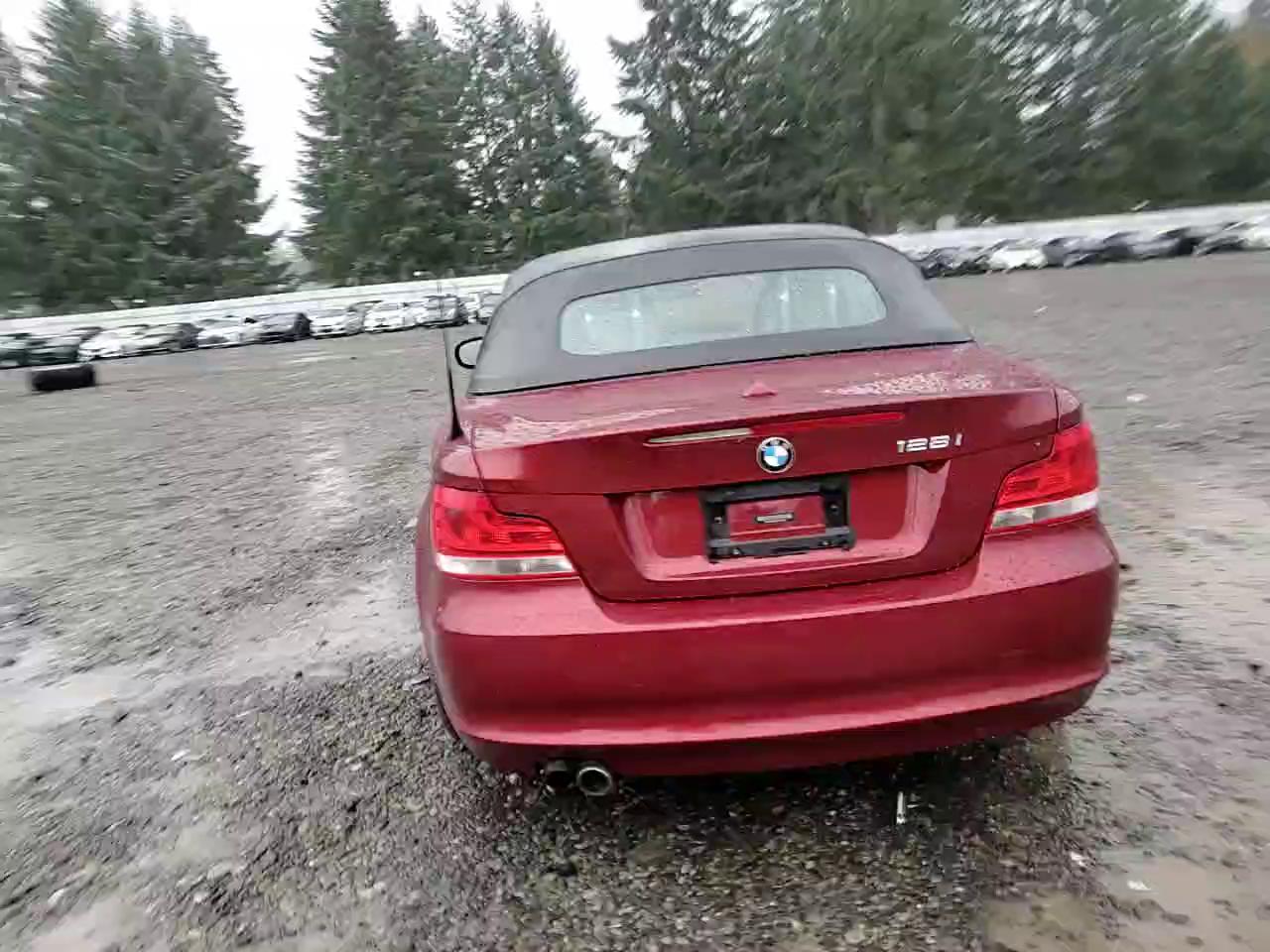 Фото: WBAUL7C53CVM83626