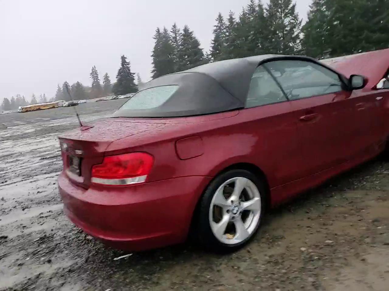 Фото: WBAUL7C53CVM83626