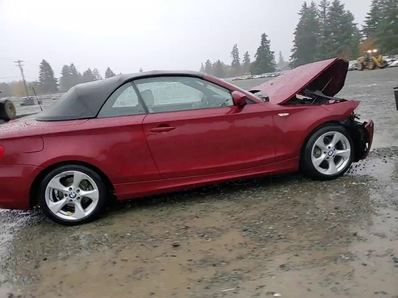 Фото: WBAUL7C53CVM83626