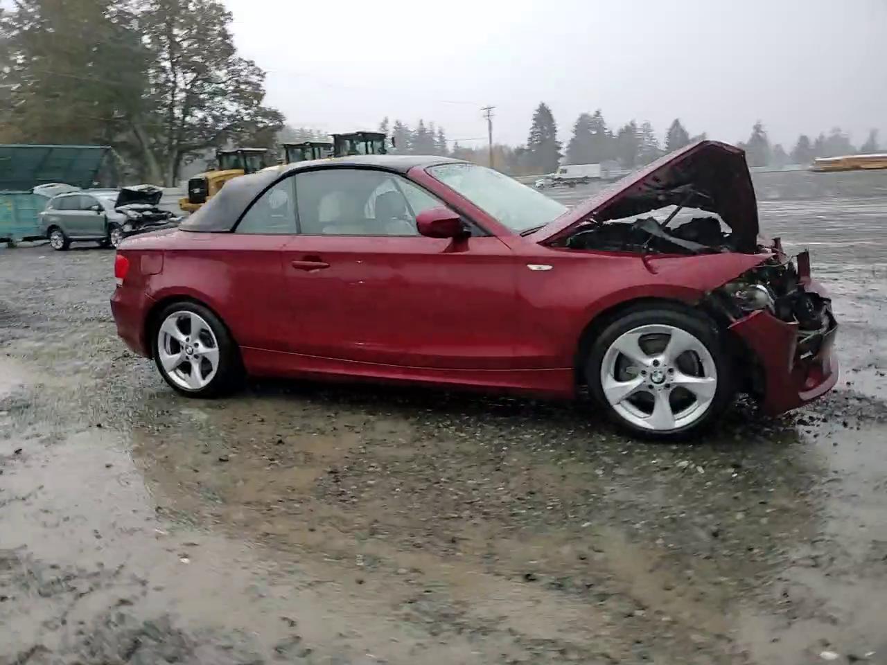 Фото: WBAUL7C53CVM83626