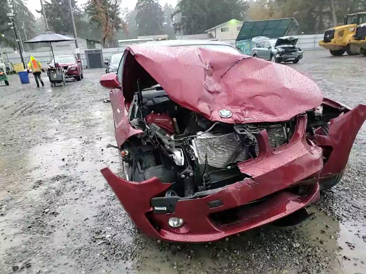 Фото: WBAUL7C53CVM83626