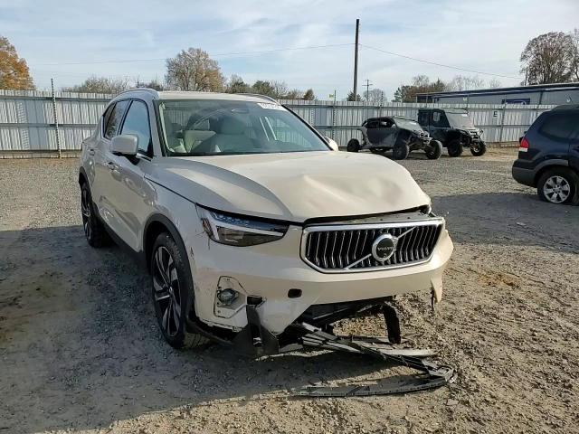 2025 Volvo Xc40 Ultra VIN: YV4L12UF2S2554990 Lot: 92734325