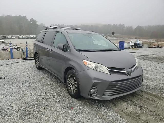 2020 Toyota Sienna Xle VIN: 5TDYZ3DC5LS038128 Lot: 93777115