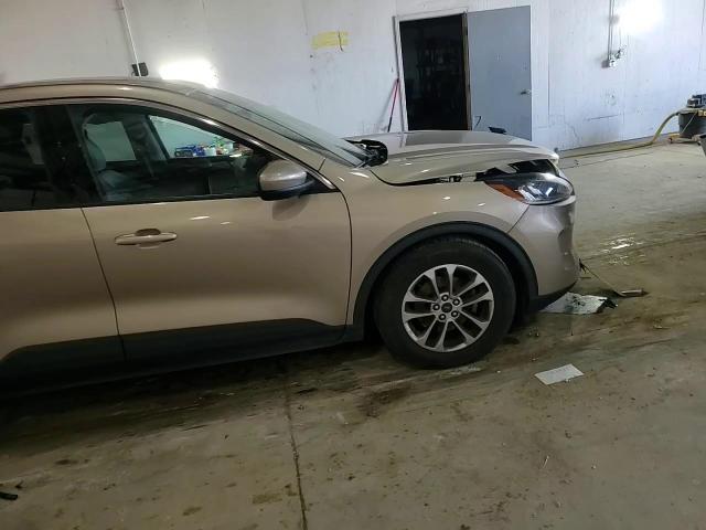 2020 Ford Escape Se VIN: 1FMCU0G66LUA99086 Lot: 92502095