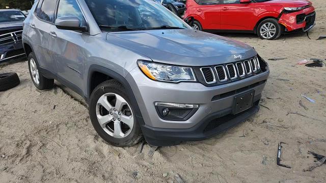 2018 Jeep Compass Latitude VIN: 3C4NJDBB9JT191785 Lot: 92834615