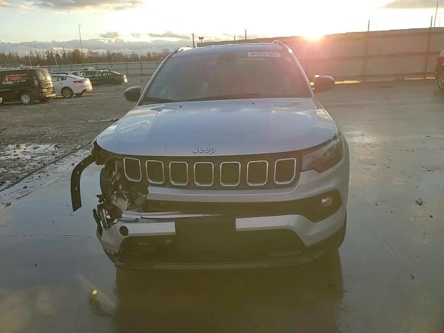 2025 Jeep Compass Latitude VIN: 3C4NJDBN0ST534057 Lot: 94305105