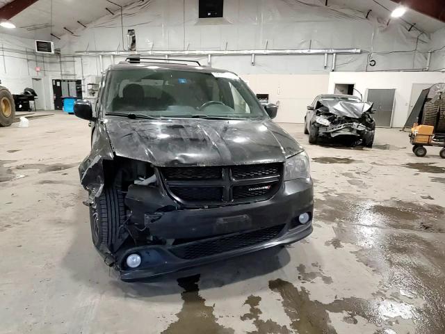 2016 Dodge Grand Caravan R/T VIN: 2C4RDGEG1GR318896 Lot: 92912295