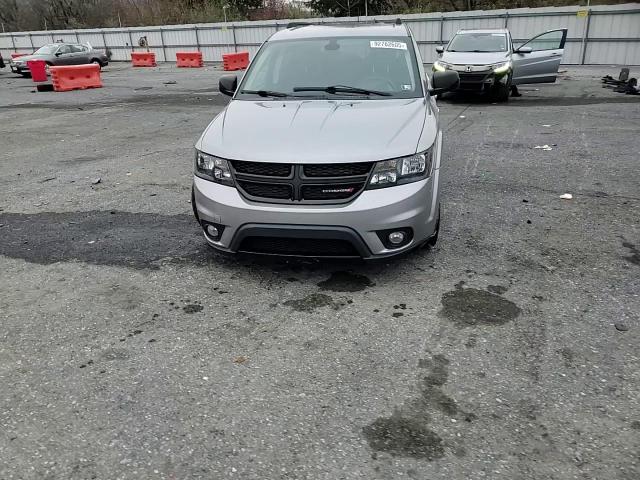 2019 Dodge Journey Se VIN: 3C4PDCBB8KT852864 Lot: 92762605