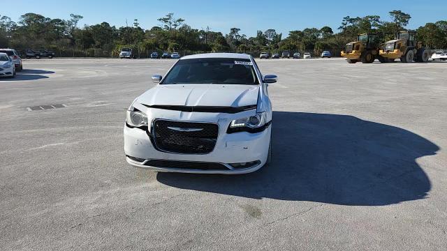 2018 Chrysler 300 Limited VIN: 2C3CCAEG9JH194156 Lot: 93623375