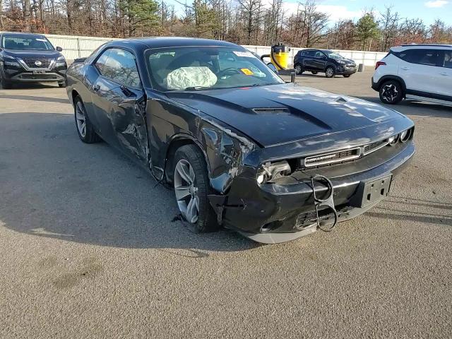 2017 Dodge Challenger Sxt VIN: 2C3CDZAGXHH501572 Lot: 91749065