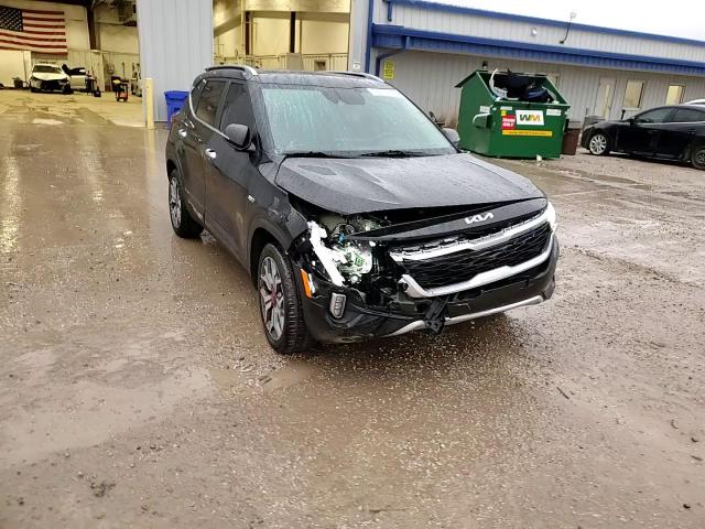 2023 Kia Seltos Sx VIN: KNDETCA24P7453540 Lot: 92979625