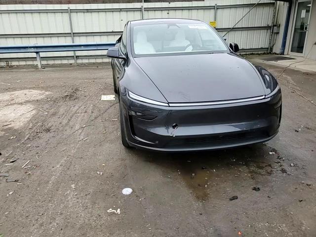 2026 Tesla Model Y VIN: 7SAYGDEEXTF330408 Lot: 93757445