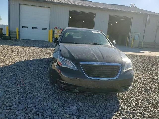 2014 Chrysler 200 Limited VIN: 1C3CCBCG1EN134894 Lot: 90986445