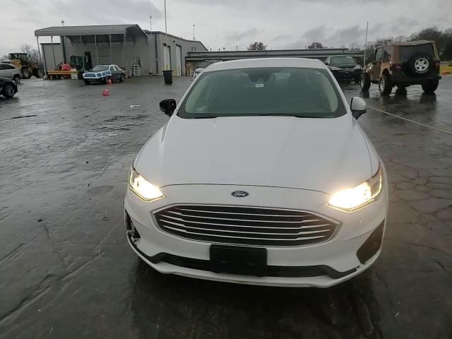 2019 Ford Fusion Se VIN: 3FA6P0LUXKR128517 Lot: 93647925