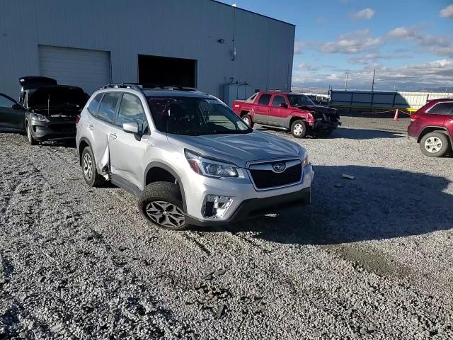 2020 Subaru Forester Premium VIN: JF2SKAJC7LH553656 Lot: 93097335