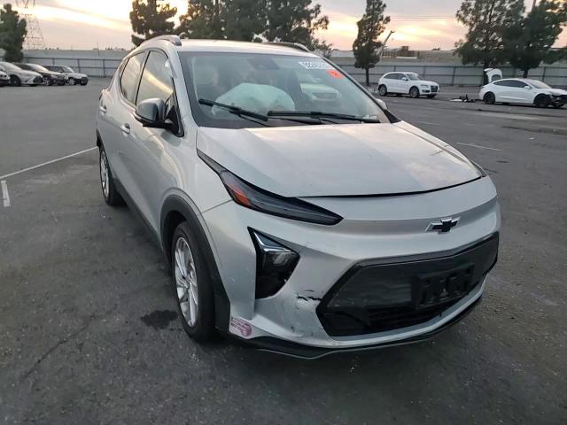 2023 Chevrolet Bolt Euv Lt VIN: 1G1FY6S07P4180642 Lot: 92245725