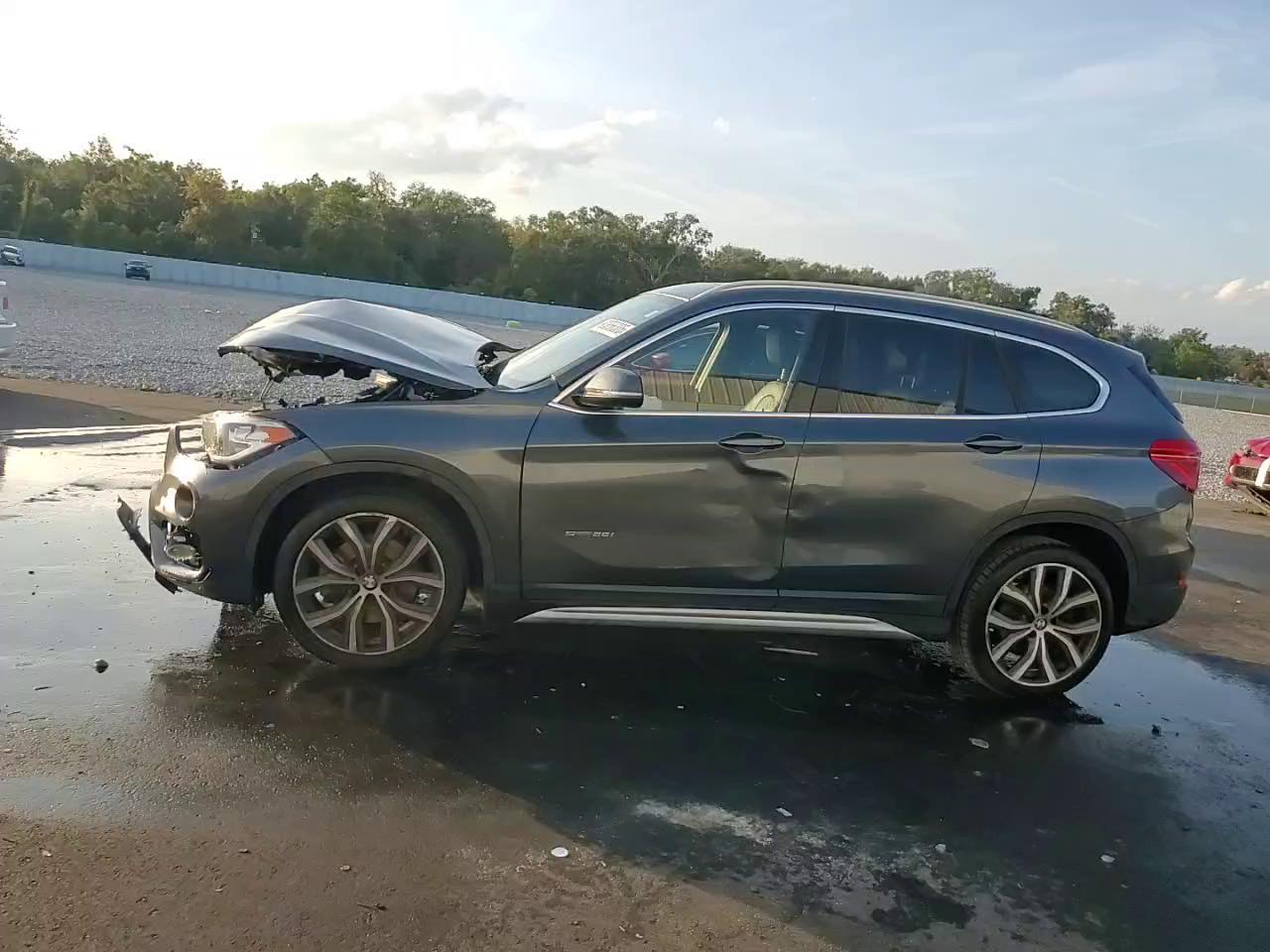 Фото: WBXHU7C37J5H43738