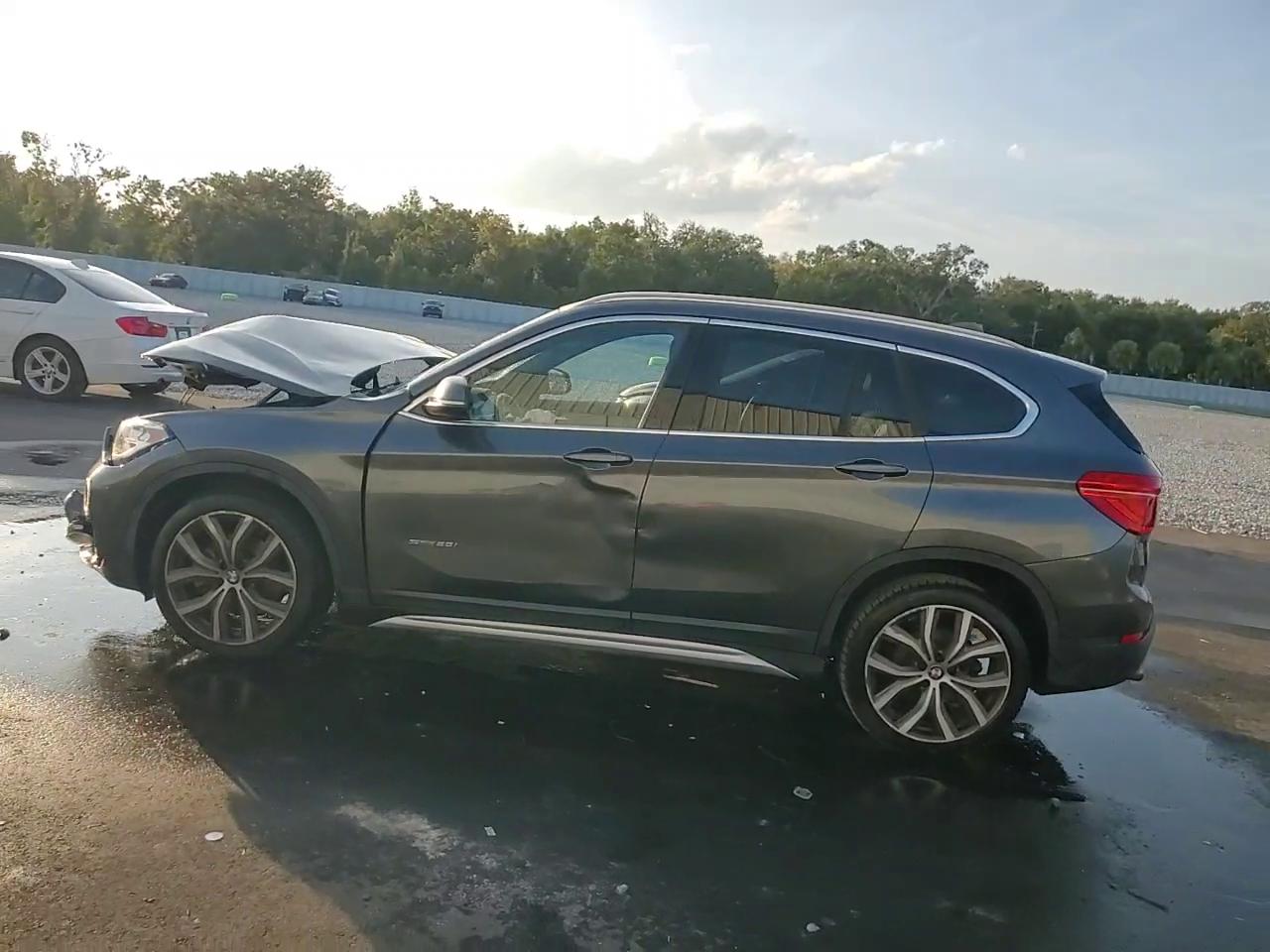 Фото: WBXHU7C37J5H43738