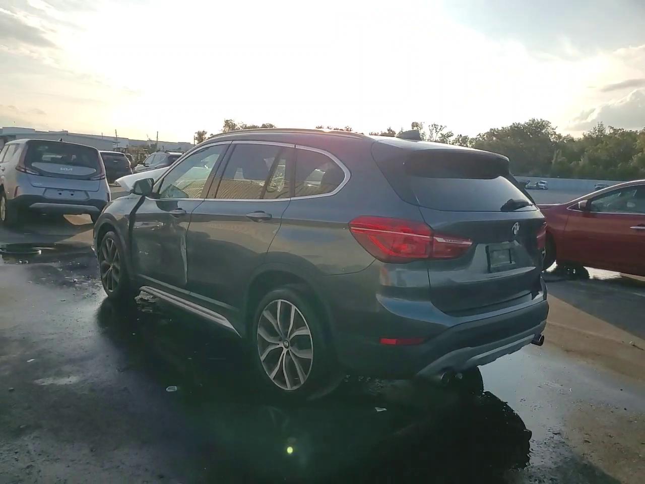 Фото: WBXHU7C37J5H43738