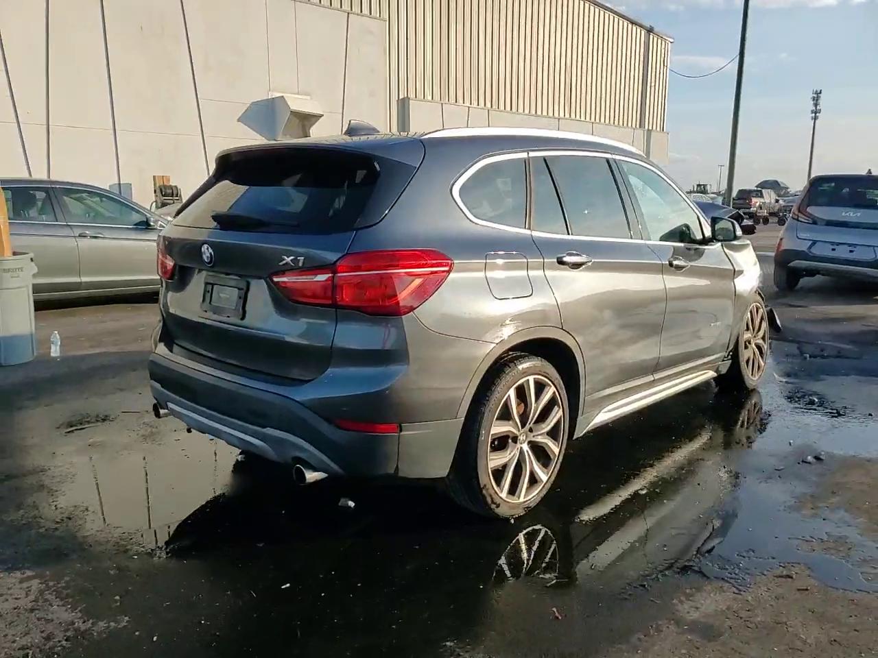 Фото: WBXHU7C37J5H43738