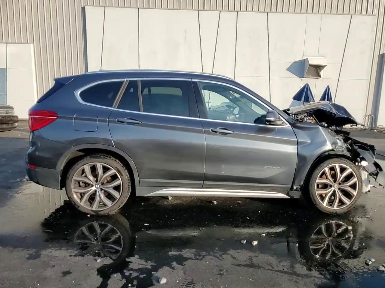 Фото: WBXHU7C37J5H43738