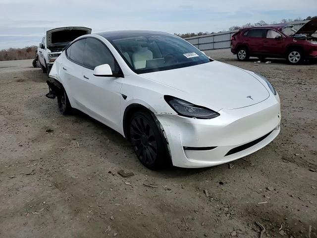 2022 Tesla Model Y VIN: 7SAYGDEF9NF379238 Lot: 93408875