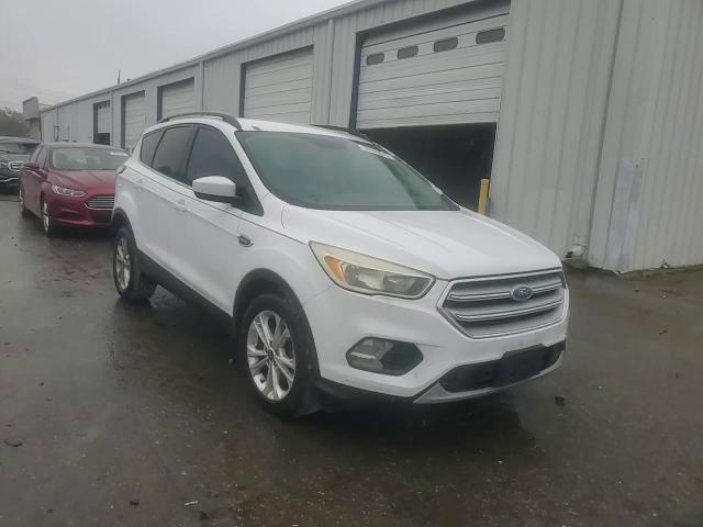 2018 Ford Escape Se VIN: 1FMCU0GD1JUA12500 Lot: 92675015