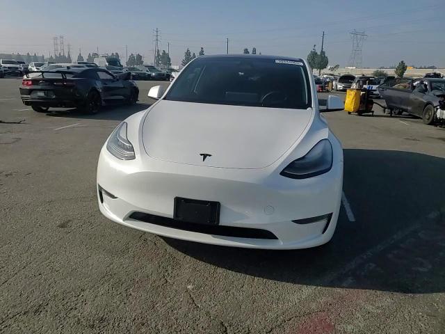 2023 Tesla Model Y VIN: 7SAYGDEEXPA152356 Lot: 90884005