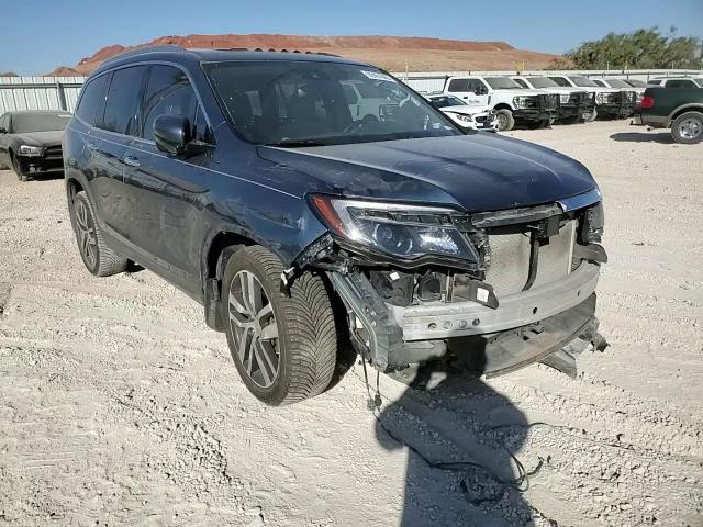 2018 Honda Pilot Touring VIN: 5FNYF5H93JB006055 Lot: 92451695