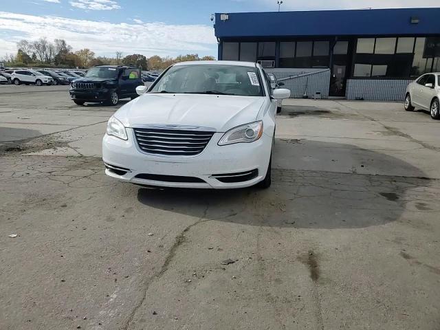 2013 Chrysler 200 Touring VIN: 1C3CCBBG4DN678628 Lot: 91085565