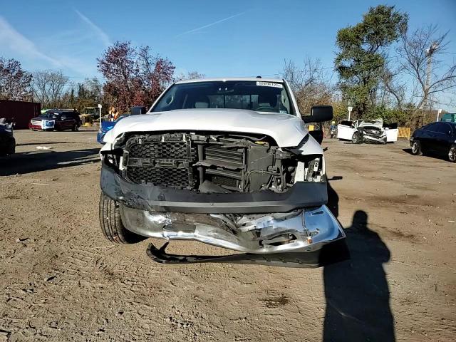 2018 Ram 1500 St VIN: 3C6JR6DTXJG129532 Lot: 92696125