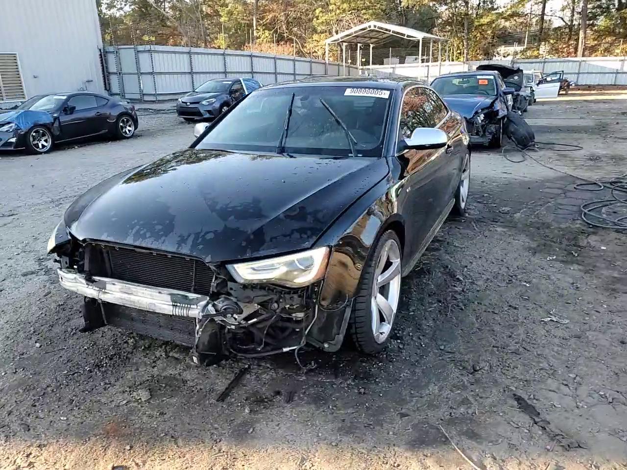 Фото: WAUCGAFR2EA028613