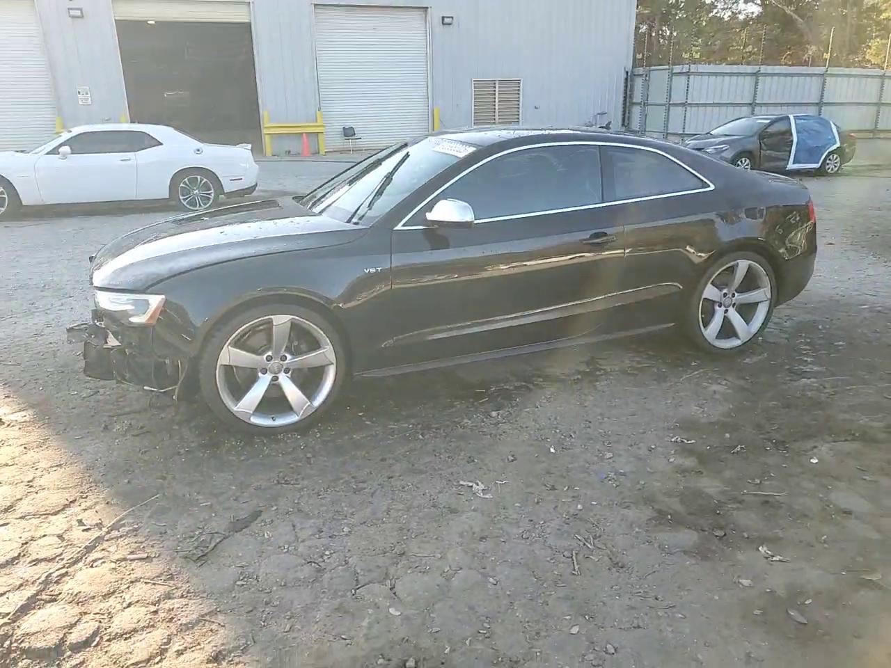 Фото: WAUCGAFR2EA028613