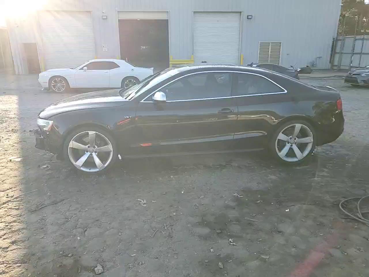 Фото: WAUCGAFR2EA028613