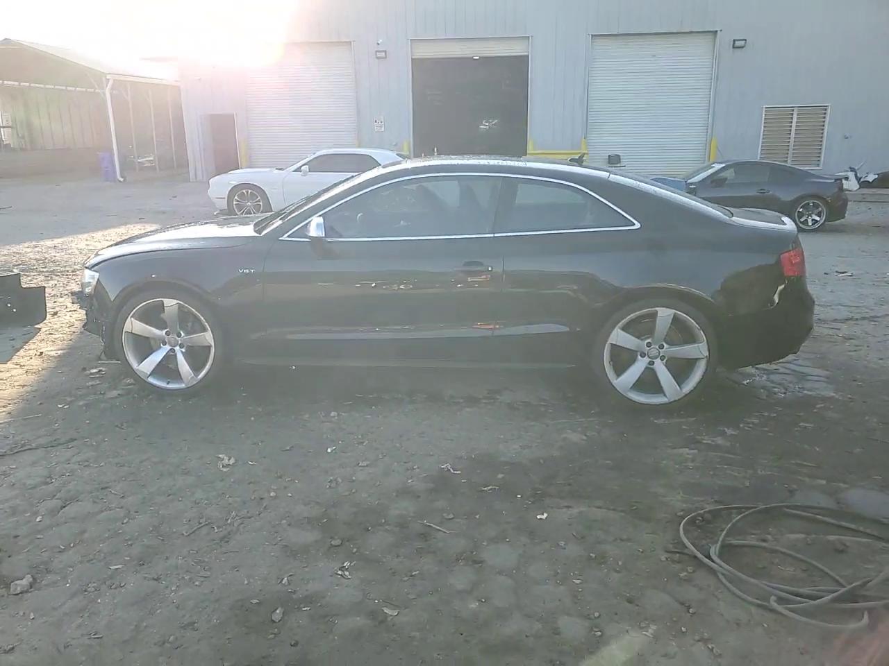 Фото: WAUCGAFR2EA028613