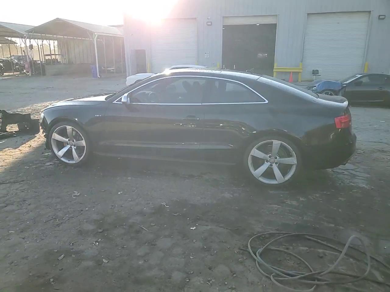 Фото: WAUCGAFR2EA028613