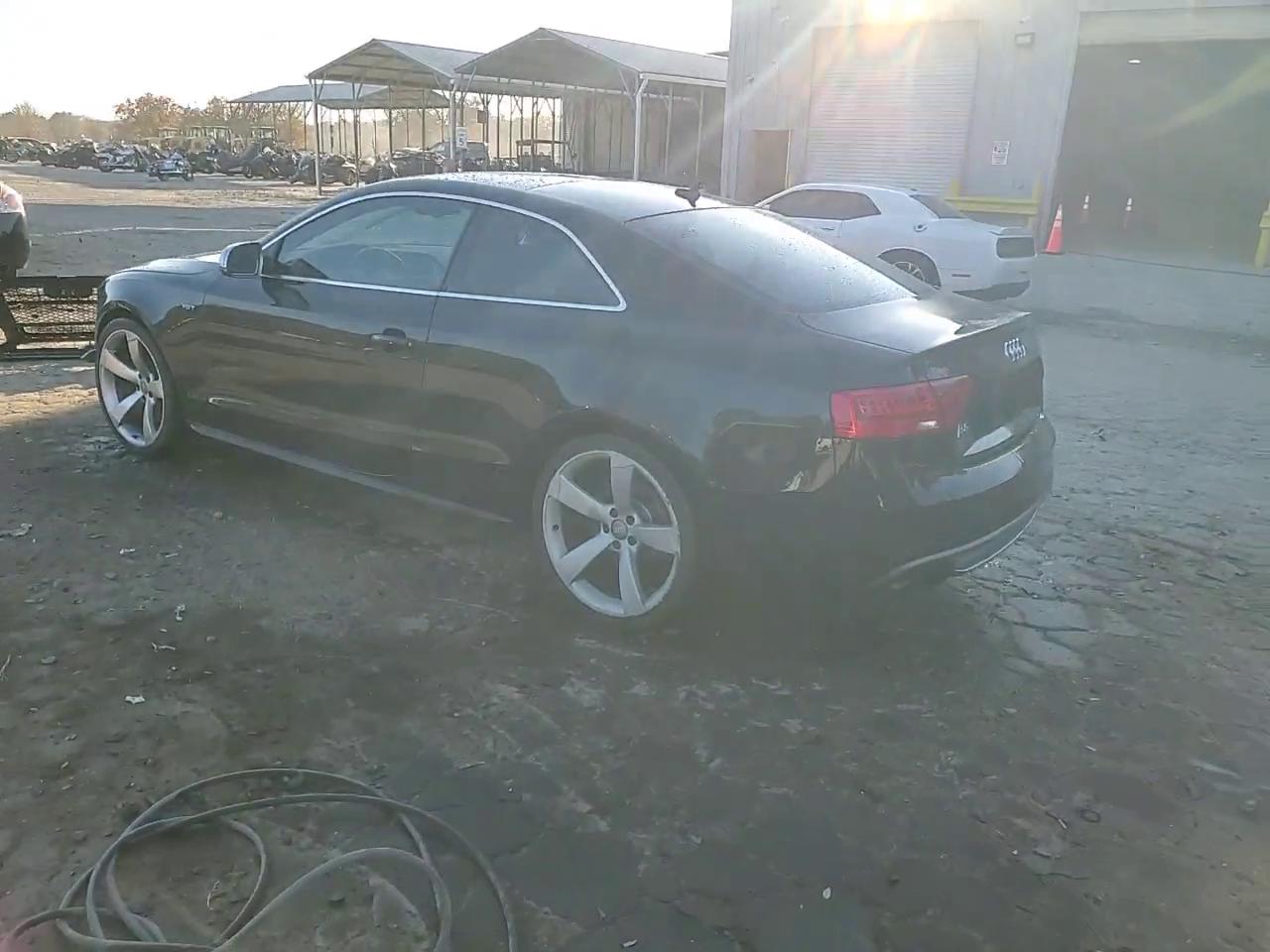 Фото: WAUCGAFR2EA028613